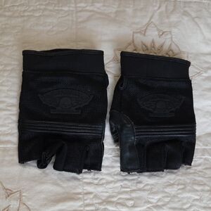Harley Davidson Fingerless Mesh and Leather Gloves, Winged Skull Emblem